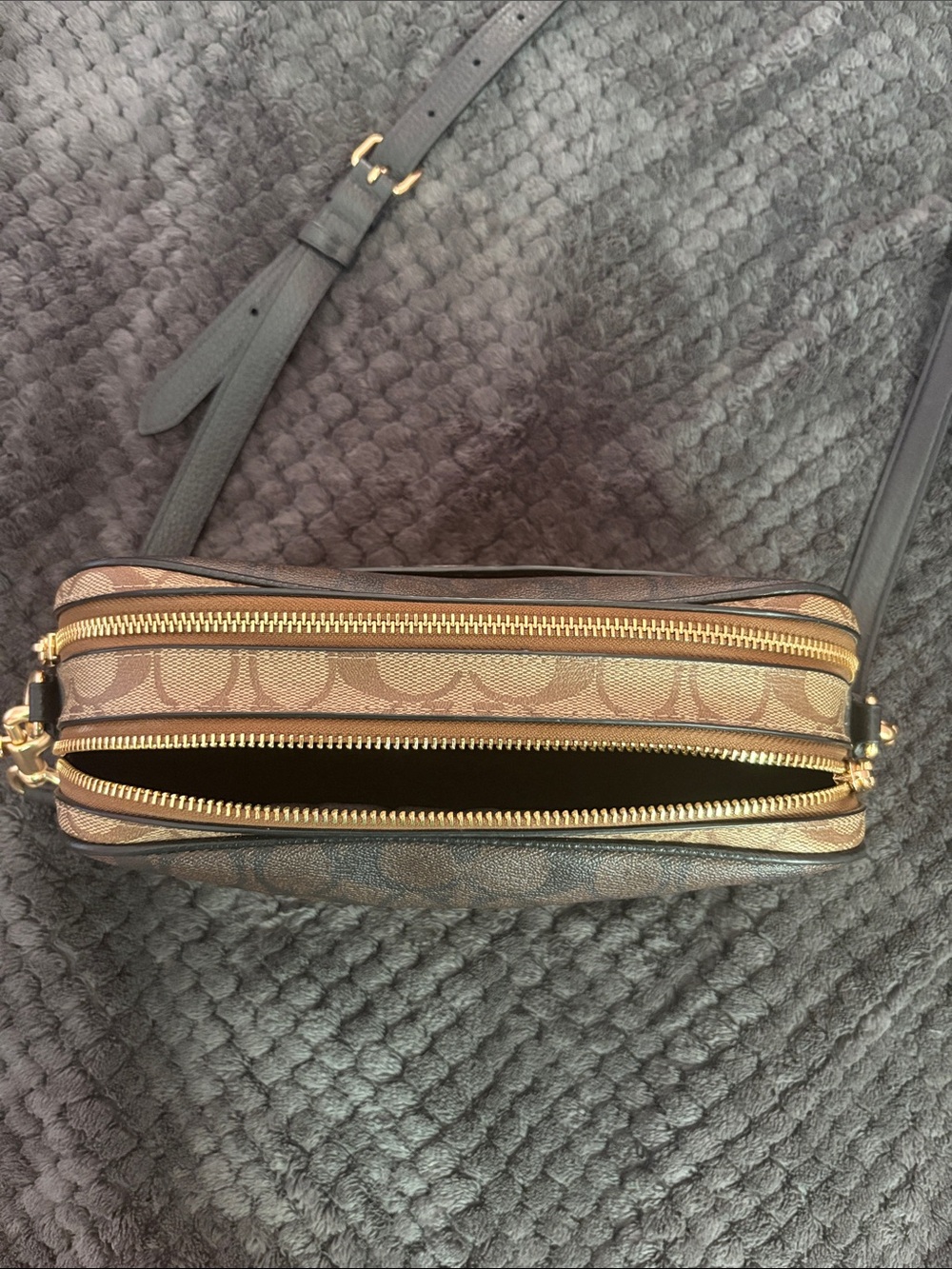 Coach Brown Signature Crossbody with Black Adjustable Strap and Gold Hardware - Picture 3 of 5